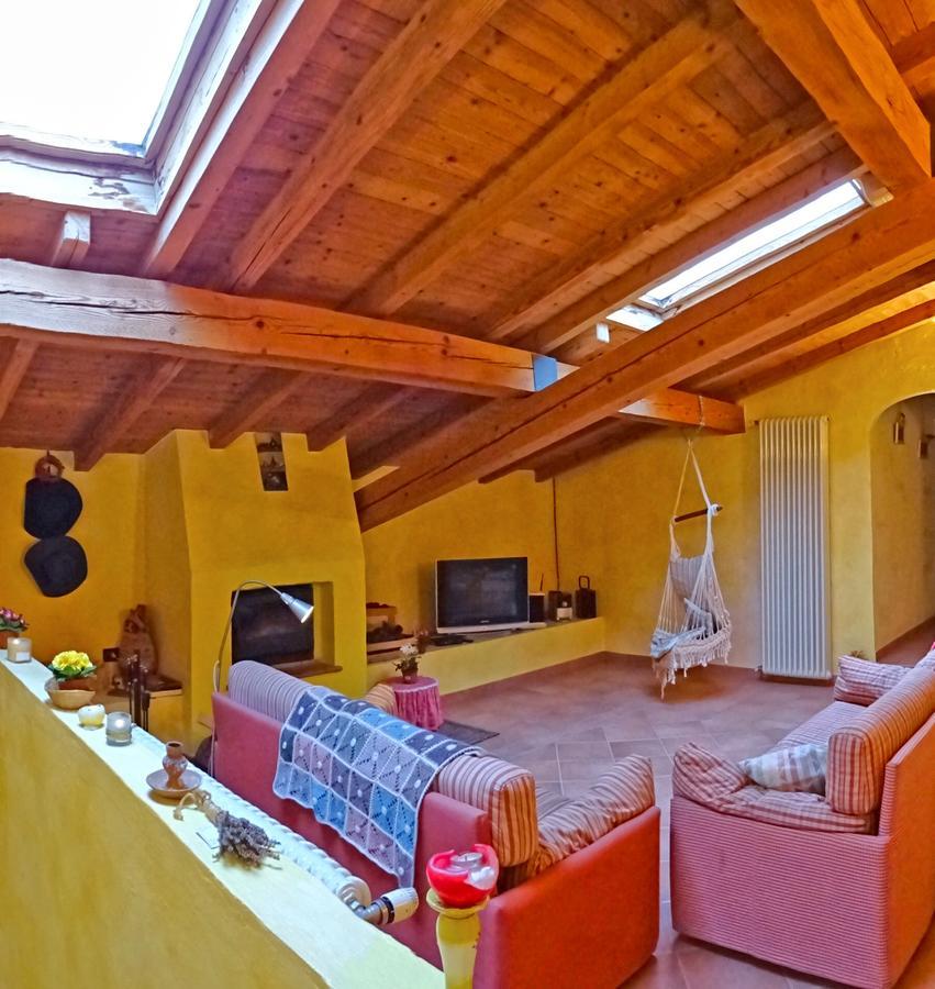 Rustico Colonna House By Gardadomusmea Leilighet Vesio Eksteriør bilde
